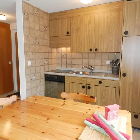 Diamant Appartement-fewo- Dusche Oder Bad- Wc- 1 Schlafraum 2-bettwohnung By Interhome Цвайзиммен