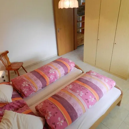 Diamant Appartement-fewo- Dusche Oder Bad- Wc- 1 Schlafraum 2-bettwohnung By Interhome Апартаменты Цвайзиммен