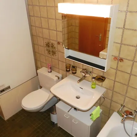 Апартаменты Diamant Appartement-fewo- Dusche Oder Bad- Wc- 1 Schlafraum 2-bettwohnung By Interhome Цвайзиммен
