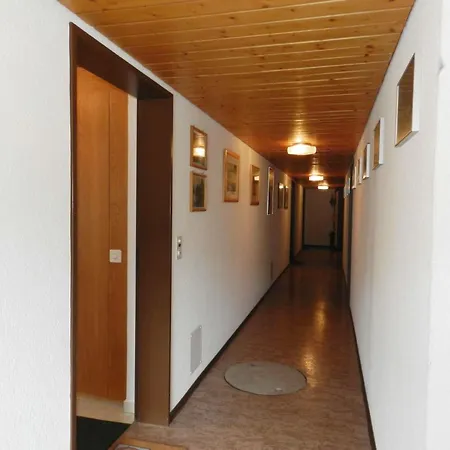 Diamant Appartement-fewo- Dusche Oder Bad- Wc- 1 Schlafraum 2-bettwohnung By Interhome
